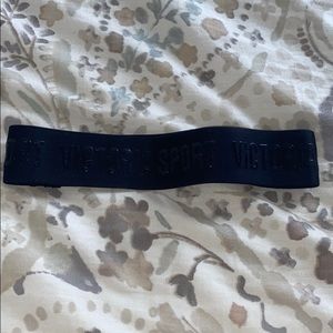 Victoria’s sport headband